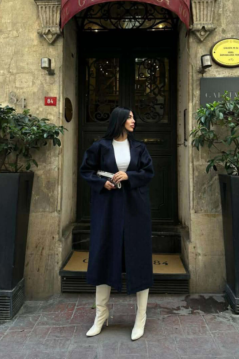 PALLTO E GJATE NJE NGJYRESHE ME GEZOF PER FEMRA NE NGJYRE BLU - 7