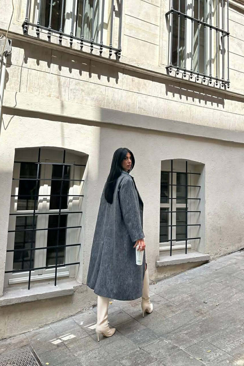 PALLTO E GJATE NJE NGJYRESHE ME GEZOF PER FEMRA NE NGJYRE GRI - 2