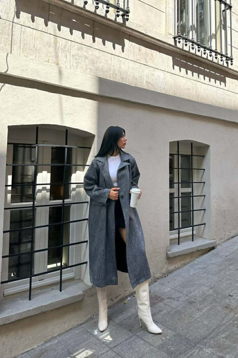 PALLTO E GJATE NJE NGJYRESHE ME GEZOF PER FEMRA NE NGJYRE GRI - 4