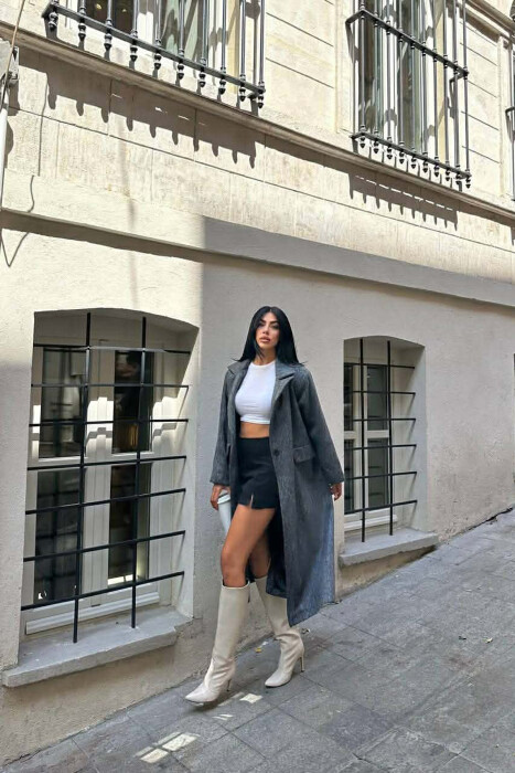 PALLTO E GJATE NJE NGJYRESHE ME GEZOF PER FEMRA NE NGJYRE GRI - 5