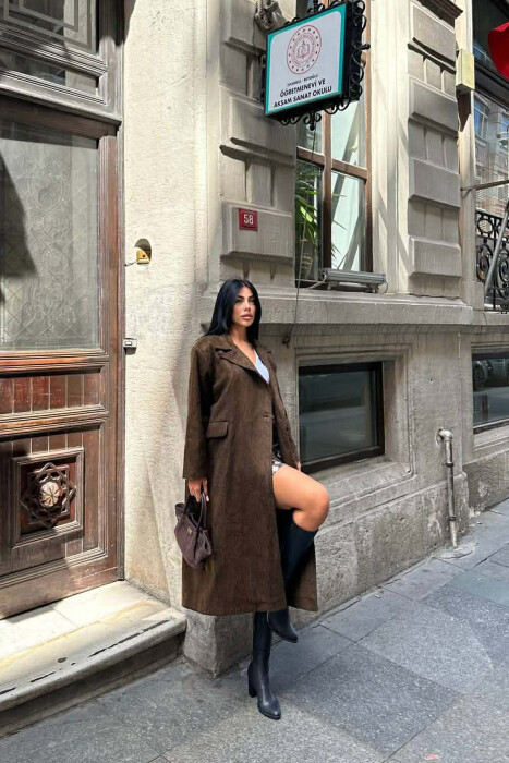 PALLTO E GJATE NJE NGJYRESHE ME GEZOF PER FEMRA NE NGJYRE KAFE - 2