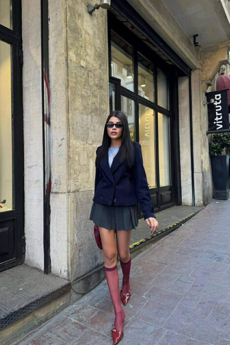 PALLTO E SHKURTER NJE NGJYRESHE PER FEMRA NE NGJYRE BLU TE ERRET - 6