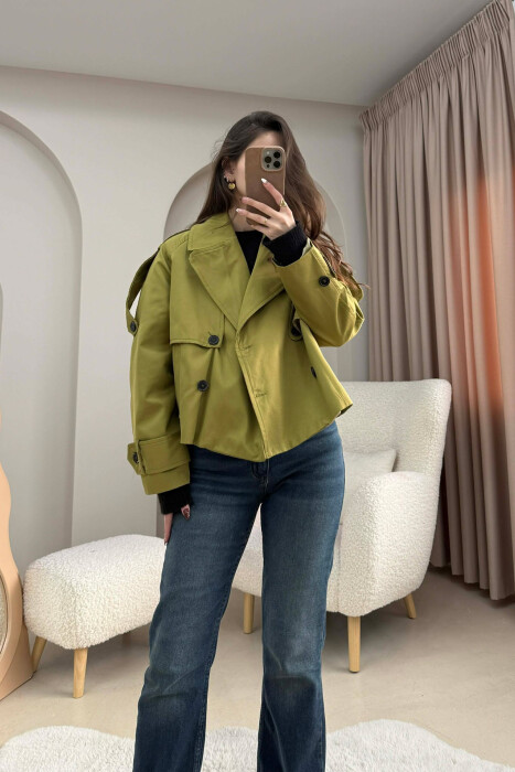 PALLTO E SHKURTER PER FEMRA NE NGJYRE JESHILE TE ZBARDHUR - 1