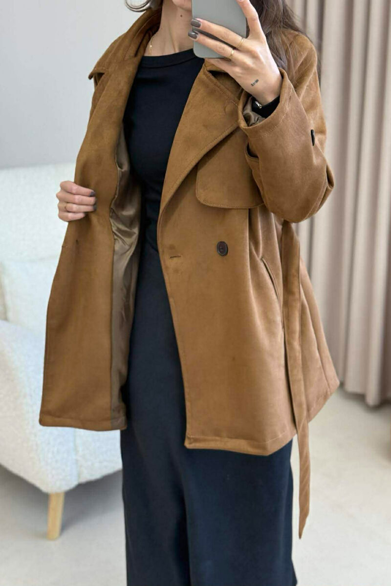 PALLTO KAMOSHI NJË NGJYRËSHE ME DETAJIN E LIDHSEVE PËR FEMRA NË NGJYRË KAFE - 4