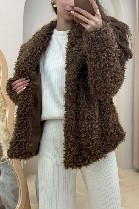 PALLTO ME GEZOF NJE NGJYRESHE PER FEMRA NE NGJYRE KAFE - 4