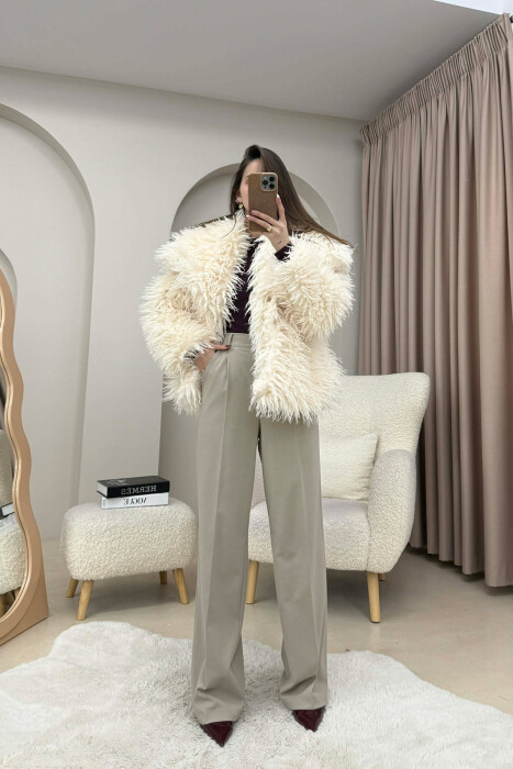 PALLTO ME GEZOF TE DREDHUR DHE JAKE TE LARTE PER FEMRA NE NGJYRE TE BARDHE - 4