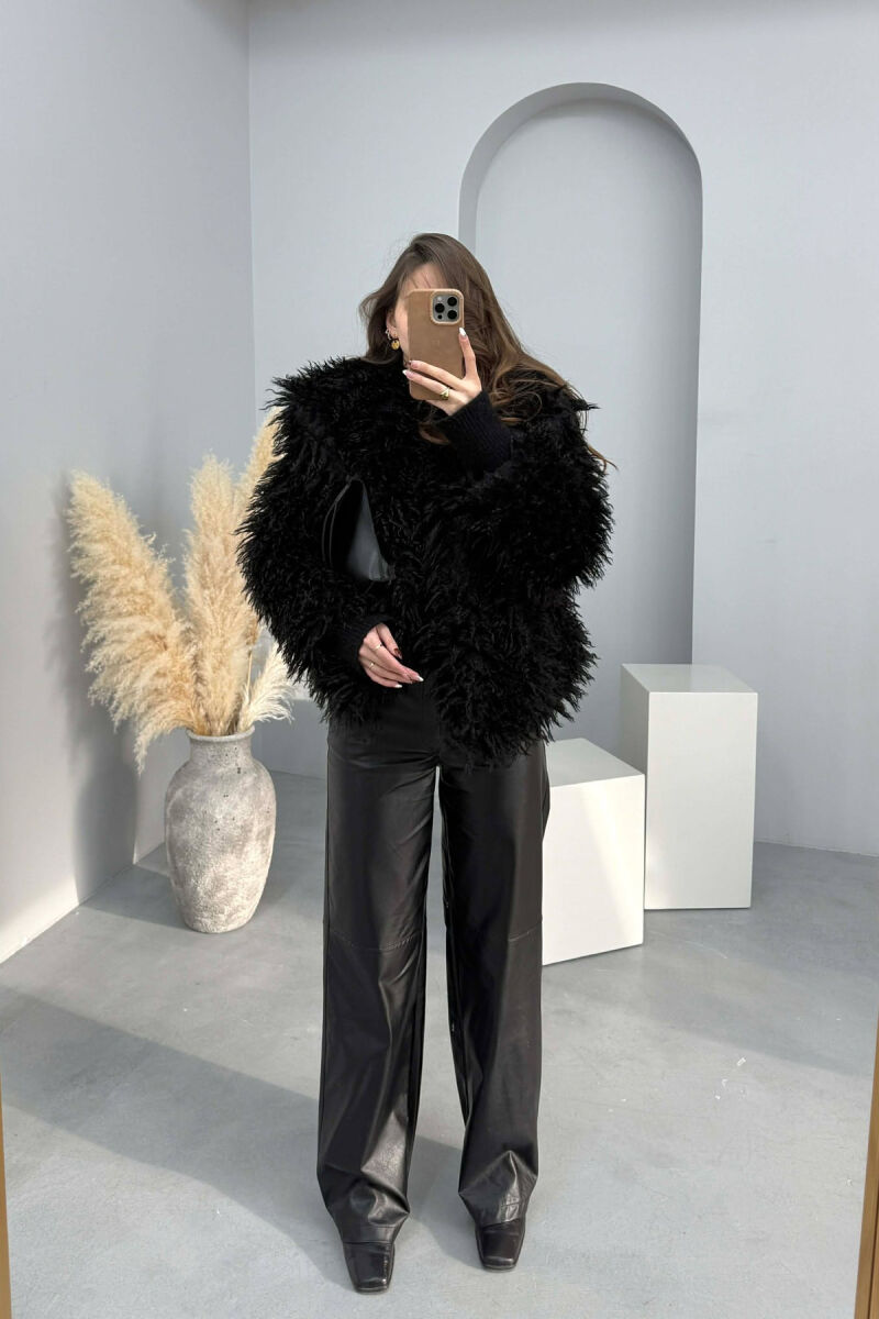 PALLTO ME GEZOF TE DREDHUR DHE JAKE TE LARTE PER FEMRA NE NGJYRE TE ZEZE - 2