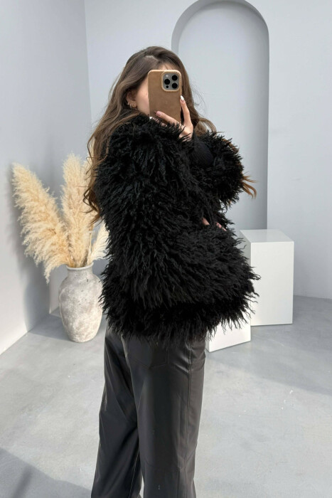 PALLTO ME GEZOF TE DREDHUR DHE JAKE TE LARTE PER FEMRA NE NGJYRE TE ZEZE - 3