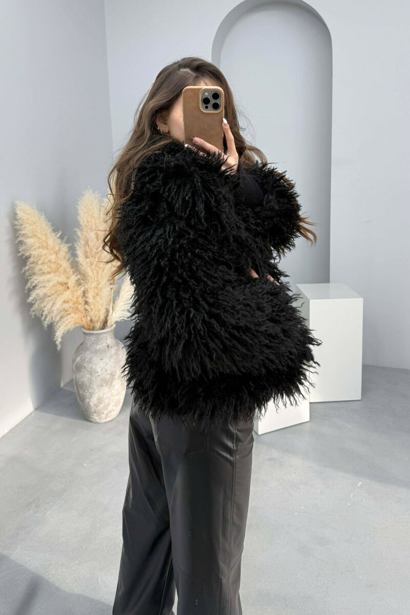 PALLTO ME GEZOF TE DREDHUR DHE JAKE TE LARTE PER FEMRA NE NGJYRE TE ZEZE - 3