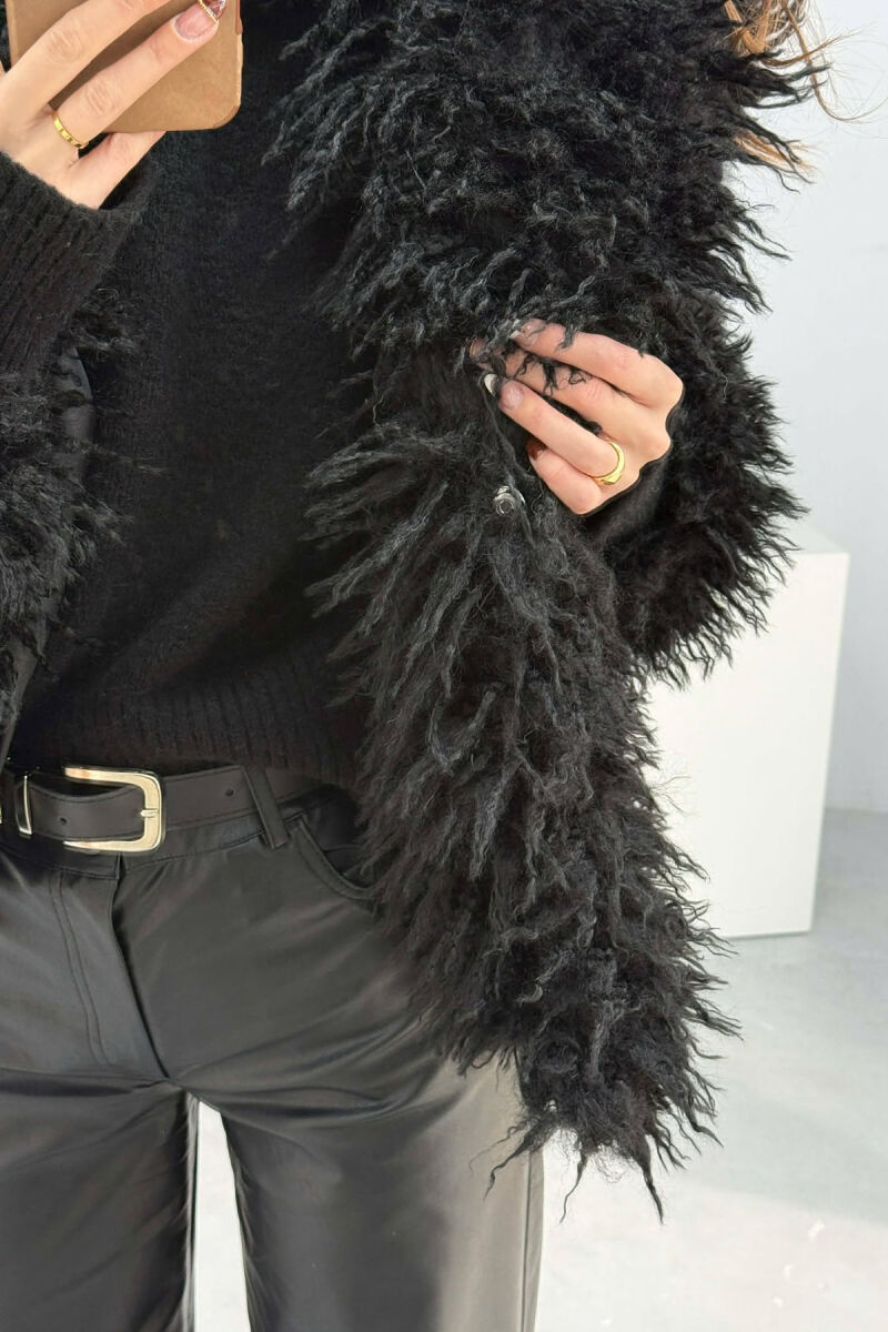 PALLTO ME GEZOF TE DREDHUR DHE JAKE TE LARTE PER FEMRA NE NGJYRE TE ZEZE - 6