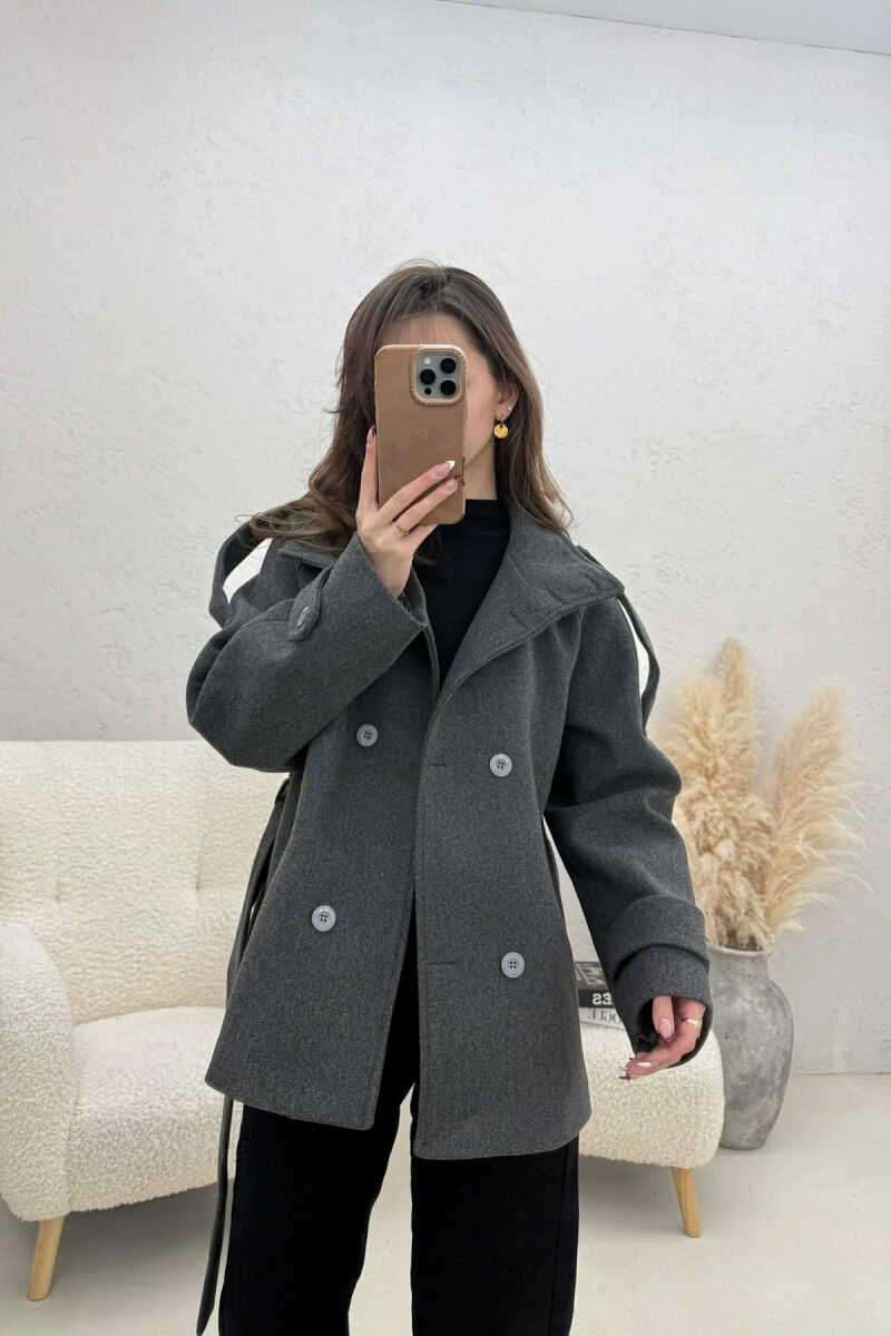 PALLTO ME KOPSA PER FEMRA NE NGJYRE GRI HIRI - 2