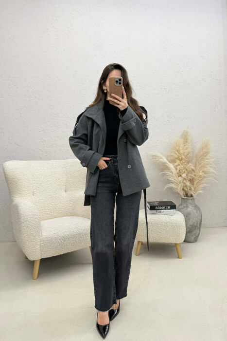 PALLTO ME KOPSA PER FEMRA NE NGJYRE GRI - 2