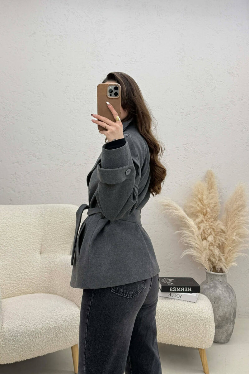 PALLTO ME KOPSA PER FEMRA NE NGJYRE GRI - 3