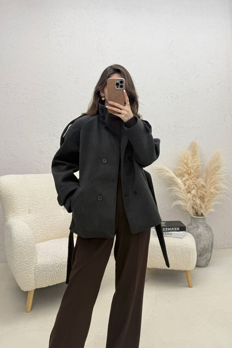 PALLTO ME KOPSA PER FEMRA NE NGJYRE GRI TE ERRET - 2