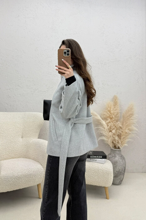 PALLTO ME KOPSA PER FEMRA NE NGJYRE GRI TE ZBARDHUR - 4