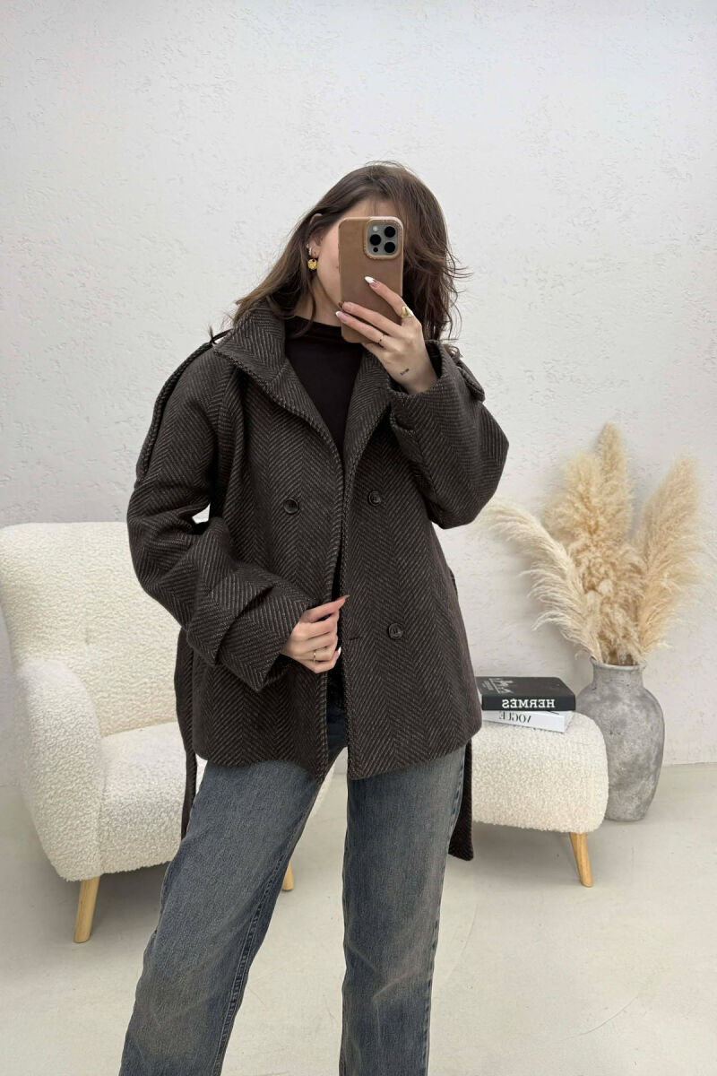 PALLTO ME KOPSA PER FEMRA NE NGJYRE KAFE DHE GRI - 1