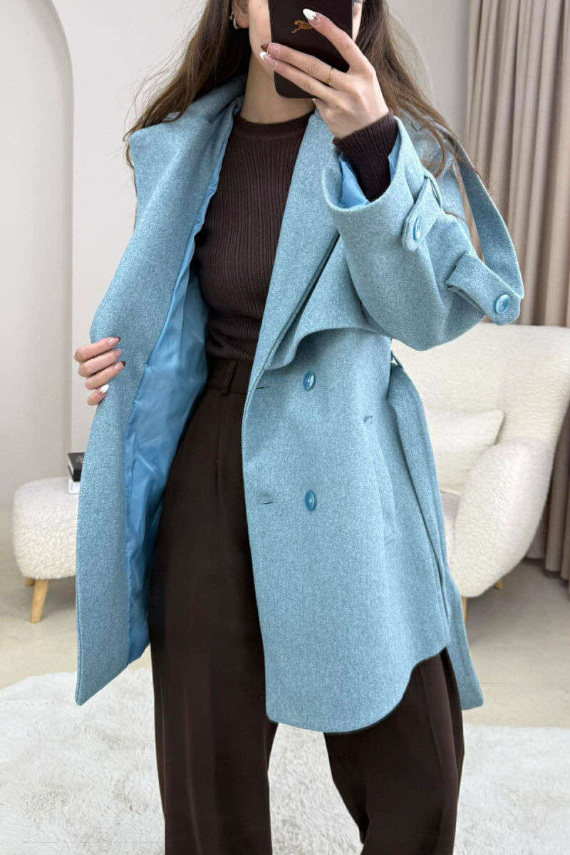 PALLTO NJE NGJYRESHE ME DETAJIN E RRIPIT PER FEMRA NE NGJYRE BLU TE ZBARDHUR - 3