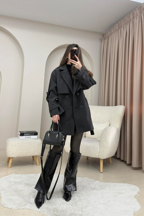 PALLTO NJE NGJYRESHE ME DETAJIN E RRIPIT PER FEMRA NE NGJYRE GRI TE ERRET - 4