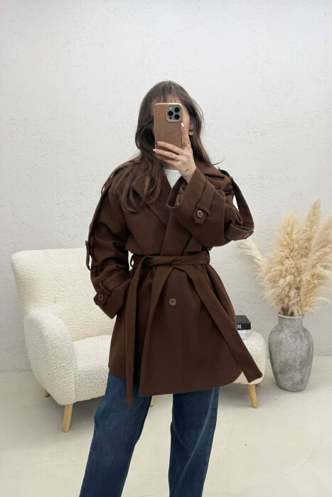 PALLTO NJE NGJYRESHE ME DETAJIN E RRIPIT PER FEMRA NE NGJYRE SIENA - KLAUDIO FASHION