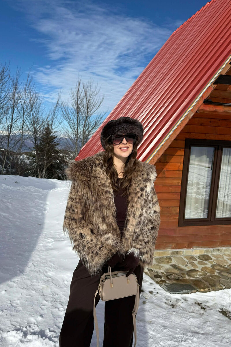 PALLTO NJE NGJYRESHE ME GEZOF PER FEMRA NE NGJYRE KAFE - 3