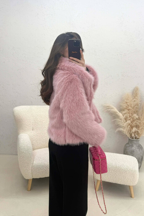 PALLTO NJE NGJYRESHE ME GEZOF PER FEMRA NE NGJYRE ROZE - 3