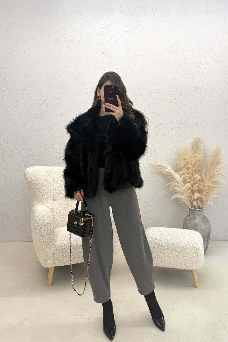 PALLTO NJE NGJYRESHE ME GEZOF PER FEMRA NE NGJYRE TE ZEZE - 4