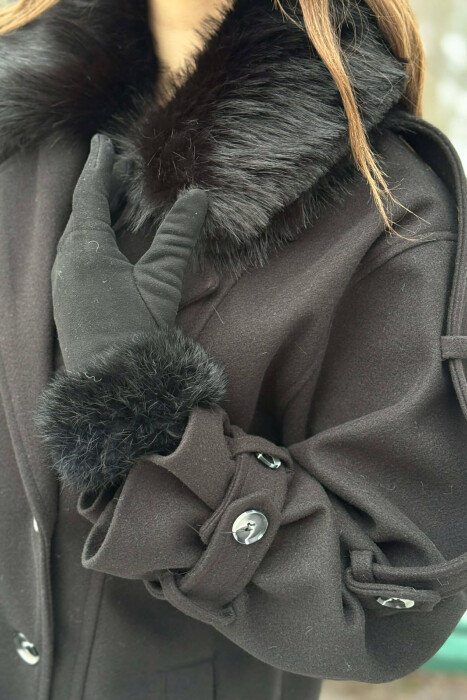 PALLTO NJE NGJYRESHE ME JAKE GEZOFI PER FEMRA NE NGJYRE TE ZEZE - 4