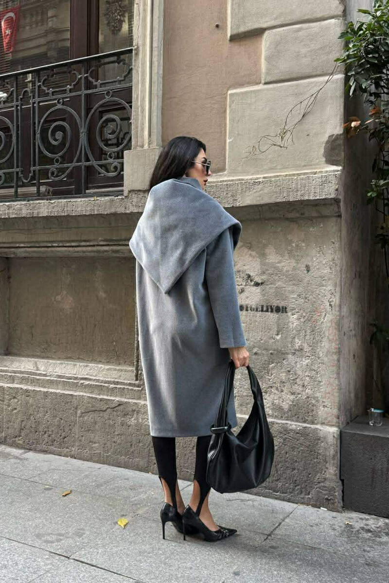 PALLTO NJE NGJYRESHE ME SHALL PER FEMRA NE NGJYRE GRI - 4