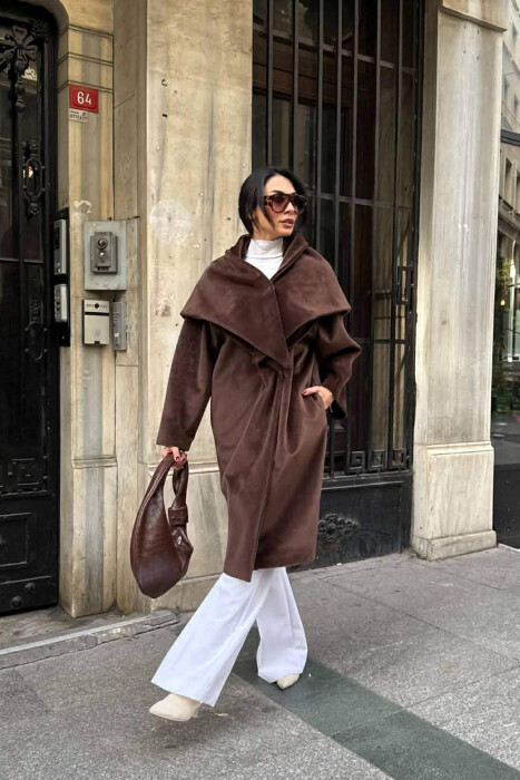 PALLTO NJE NGJYRESHE ME SHALL PER FEMRA NE NGJYRE KAFE TE ERRET - 5