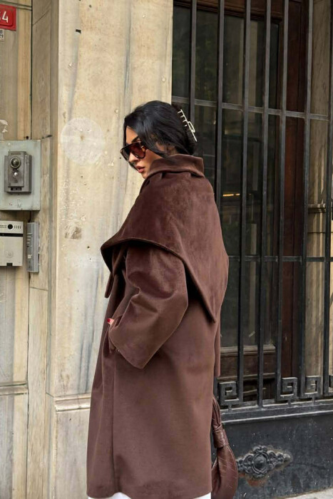 PALLTO NJE NGJYRESHE ME SHALL PER FEMRA NE NGJYRE KAFE TE ERRET - 6