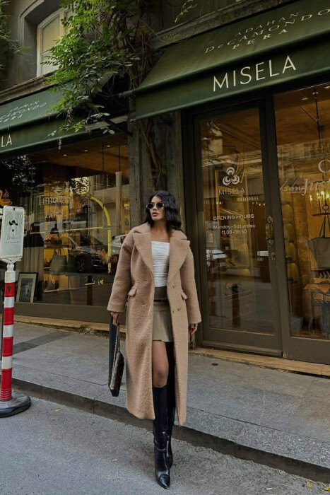 PALLTO NJE NGJYRESHE OVERSIZE ME BUTONA GOLD PER FEMRA NE NGJYRE KAFE TE ZBARDHUR - 3