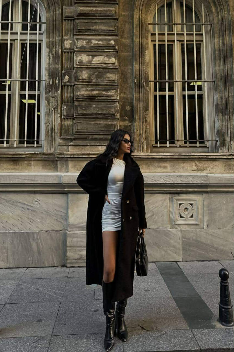 PALLTO NJE NGJYRESHE OVERSIZE ME BUTONA GOLD PER FEMRA NE NGJYRE TE ZEZE - 2