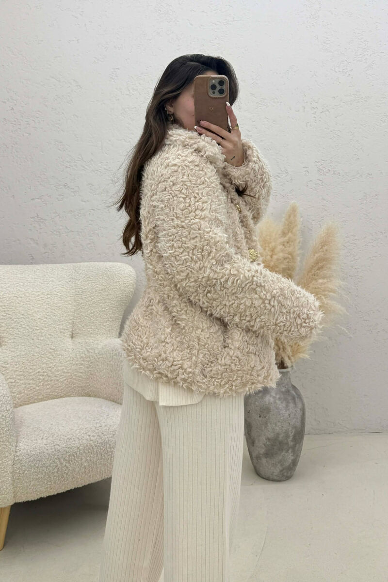 PALLTO NJE NGJYRESHE PELLUSHI PER FEMRA NE NGJYRE KREM - 2