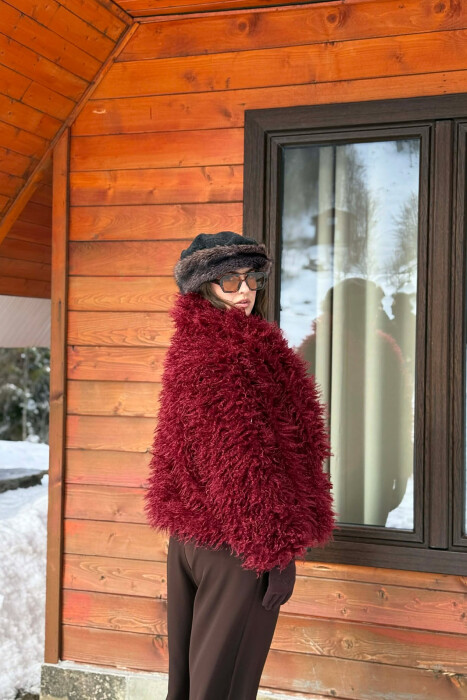 PALLTO NJE NGJYRSHE PELLUSHI PER FEMRA NE NGJYRE VISHNJE - 5