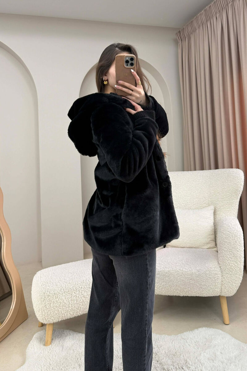 PALLTO PELLUSHI ME KAPUÇ DHE BUTONA PER FEMRA NE NGJYRE TE ZEZE - 3