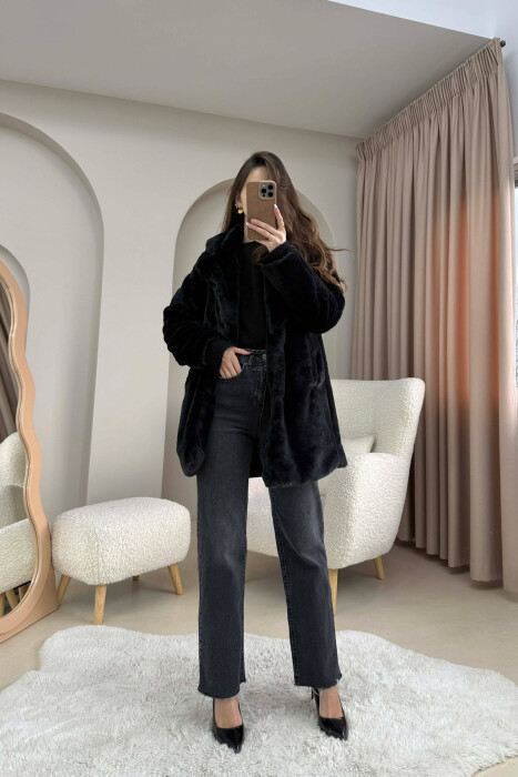 PALLTO PELLUSHI PER FEMRA NE NGJYRE TE ZEZE - 2