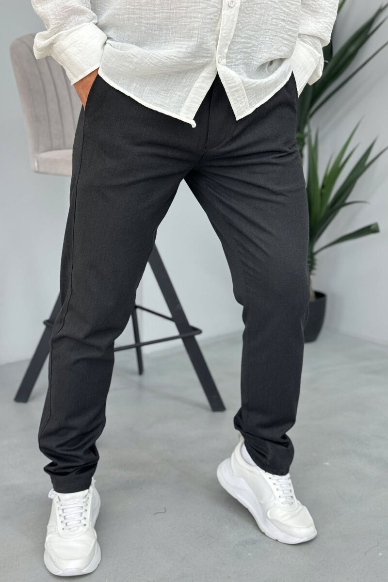 PANTALLONA KLASIKE NJË NGJYRËSHE PËR MESHKUJ NË NGJYRËN GRI E ERRËT - 5