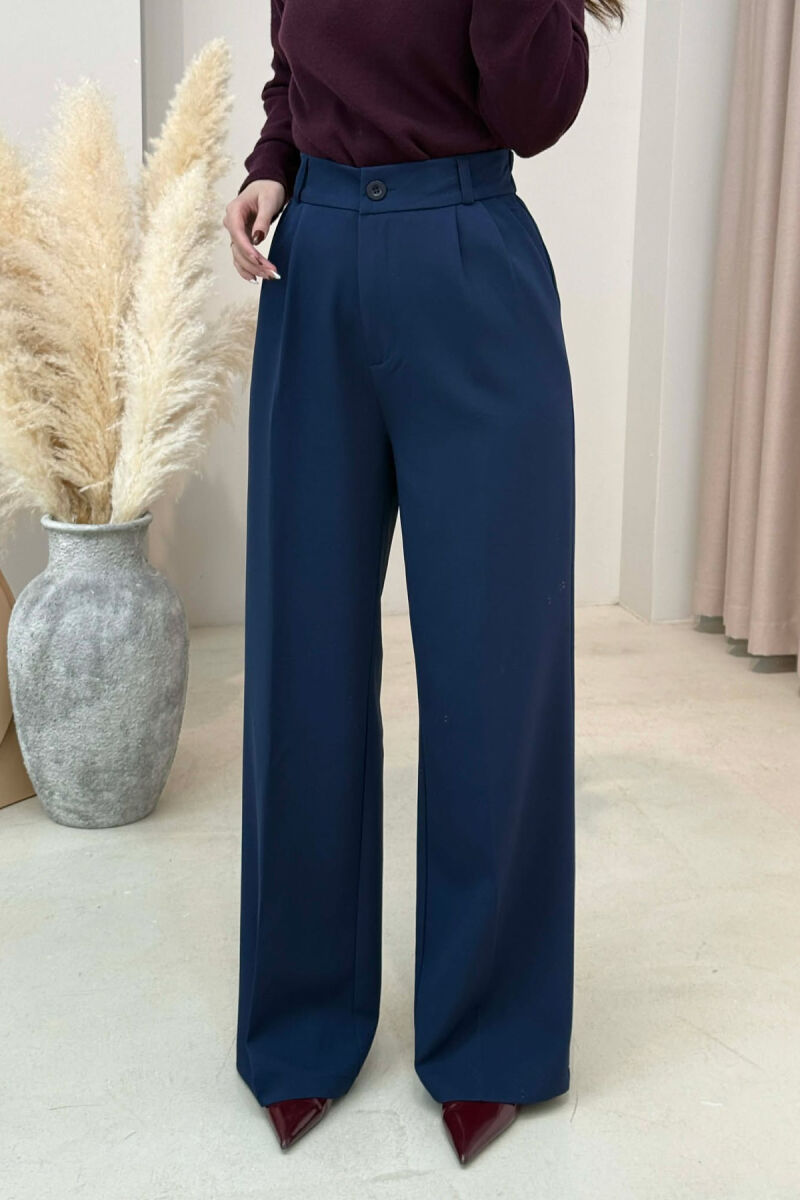 PANTALLONA NJE NGJYRESHE ME BEL GJYSEM ELASTIK PER FEMRA NE NGJYRE BLU TE ERRET - 3