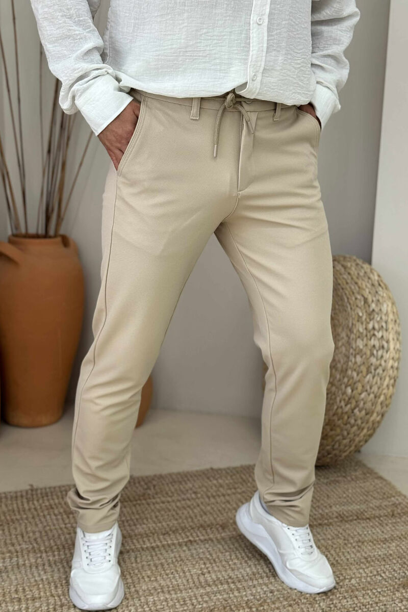 PANTALLONA NJË NGJYRËSHE ME DETAJIN E LIDHSES PËR MESHKUJ NË NGJYRËN KREM - 4