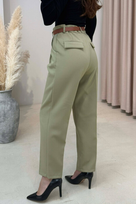 PANTALLONA NJE NGJYRESHE ME DETAJIN E RRIPIT PER FEMRA NE NGJYRE MENTE - 3