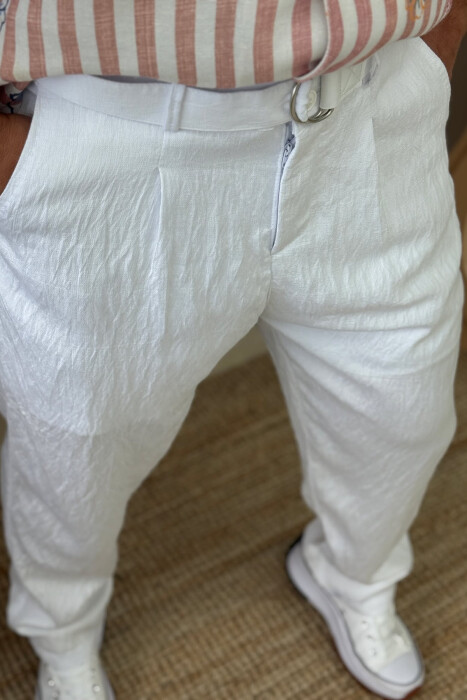 PANTALLONA NJË NGJYRËSHE ME DETAJIN E RRIPIT PËR MESHKUJ NË NGJYRËN E BARDHË - 6