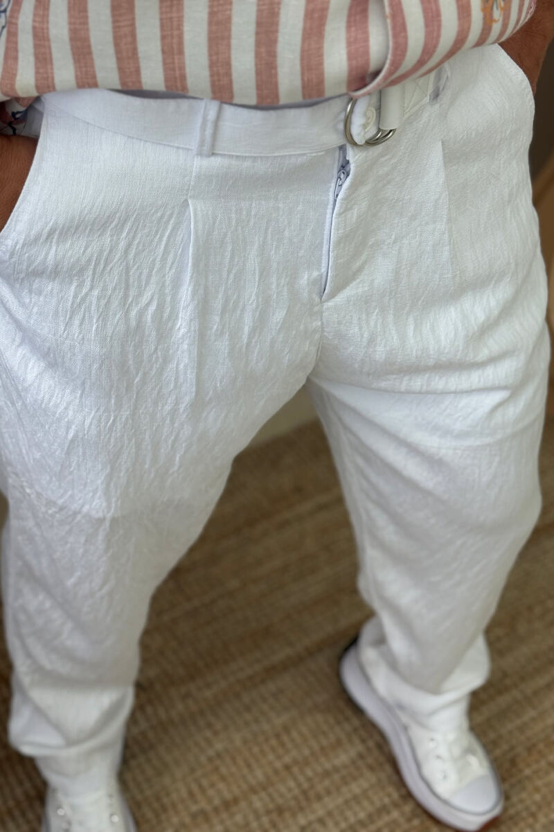 PANTALLONA NJË NGJYRËSHE ME DETAJIN E RRIPIT PËR MESHKUJ NË NGJYRËN E BARDHË - 6
