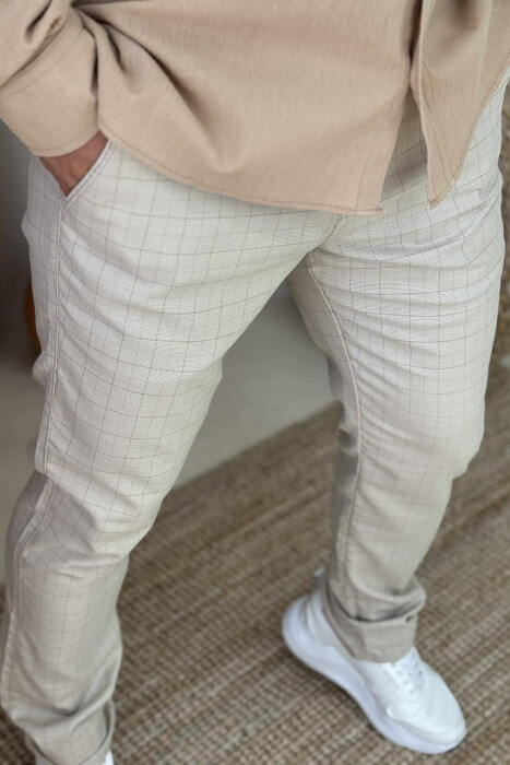 PANTALLONA NJË NGJYRËSHE ME KUADRATA PËR MESHKUJ NË NGJYRËN KREM - 2
