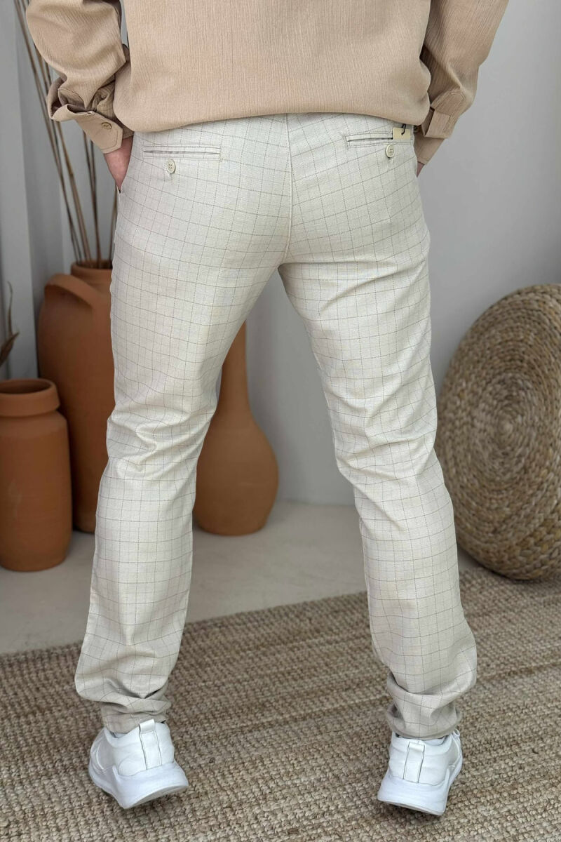 PANTALLONA NJË NGJYRËSHE ME KUADRATA PËR MESHKUJ NË NGJYRËN KREM - 3