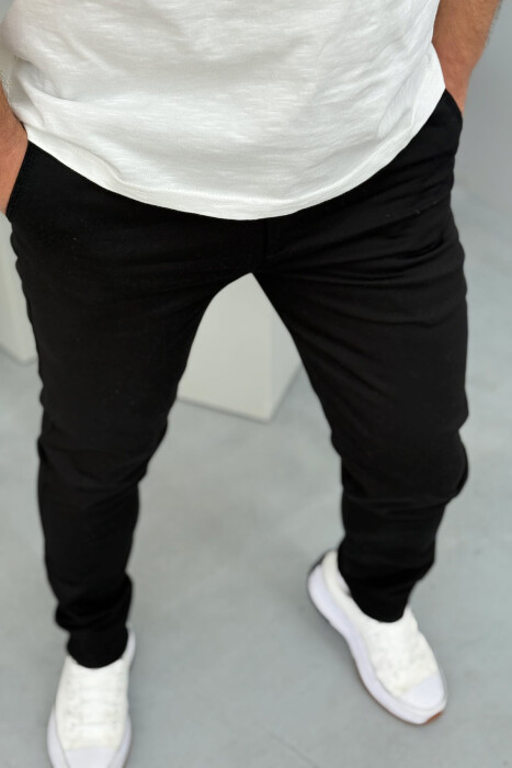 PANTALLONA NJË NGJYRËSHE TË THJESHTA PËR MESHKUJ NË NGJYRËN E ZEZË - 3