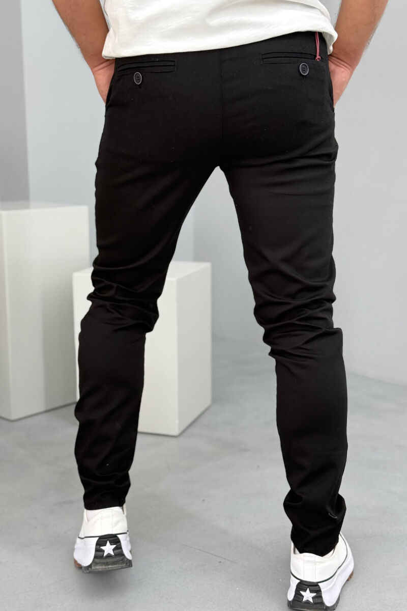 PANTALLONA NJË NGJYRËSHE TË THJESHTA PËR MESHKUJ NË NGJYRËN E ZEZË - 4