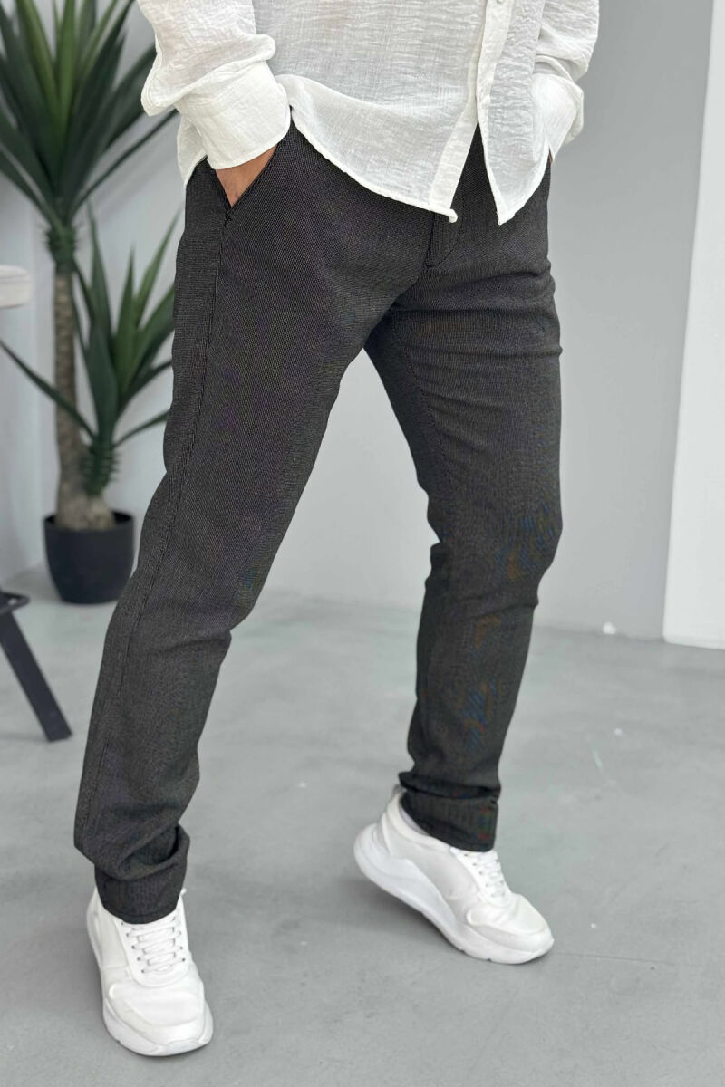 PANTALLONA NJË NGJYRËSHE TË THJESHTA PËR MESHKUJ NË NGJYRËN GRI E ERRËT - 2