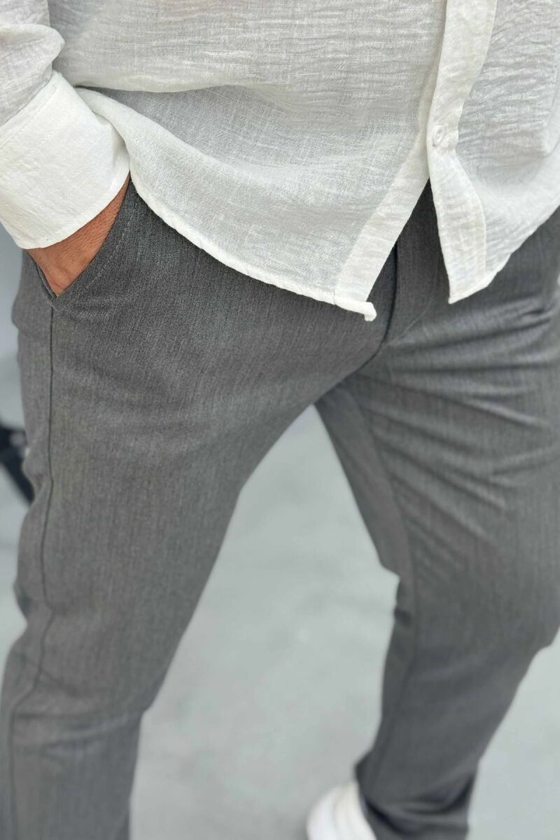 PANTALLONA NJË NGJYRËSHE TË THJESHTA PËR MESHKUJ NË NGJYRËN GRI - 3