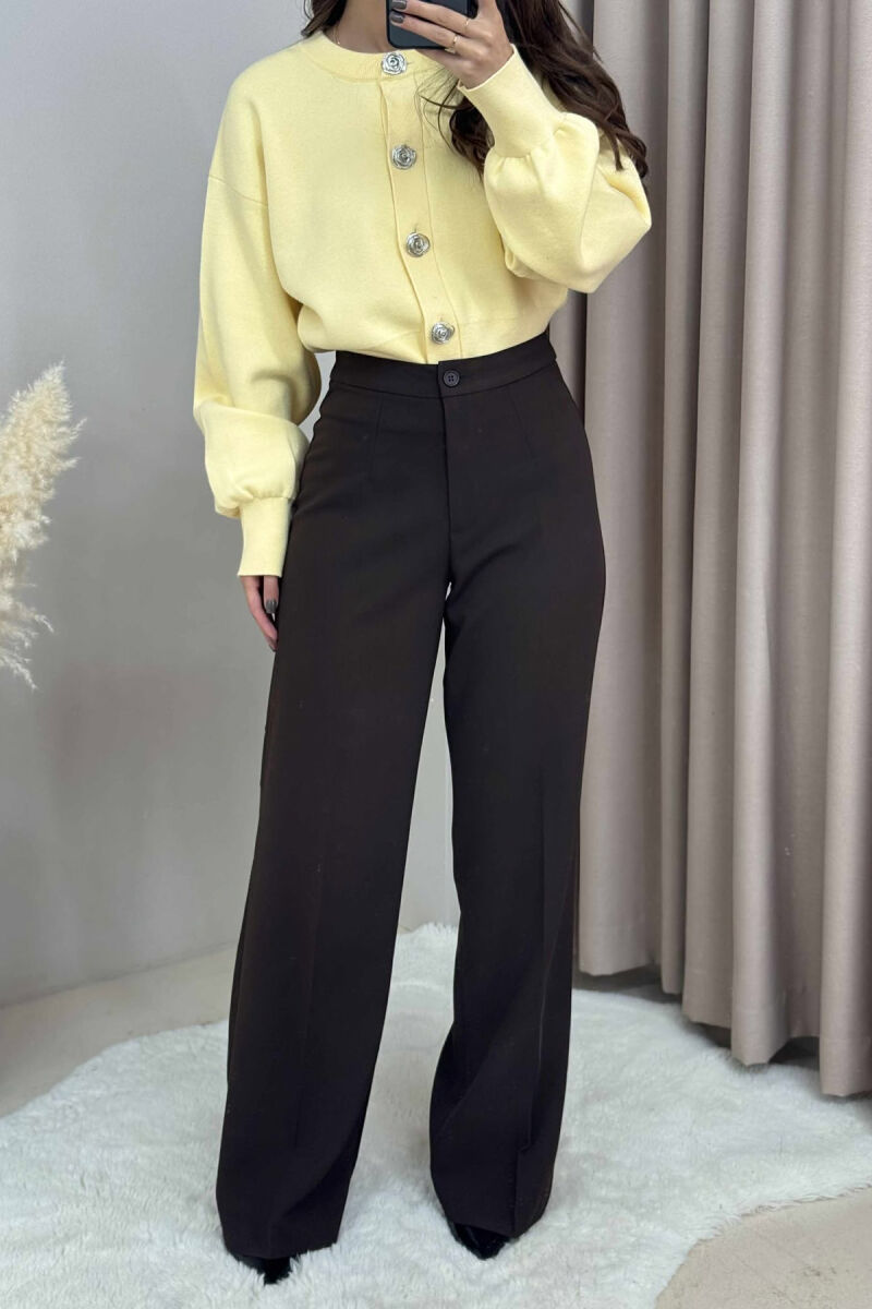 PANTALLONA TË GJËRA NJË NGJYRËSHE PËR FEMRA NË NGJYRË KAFE - 3