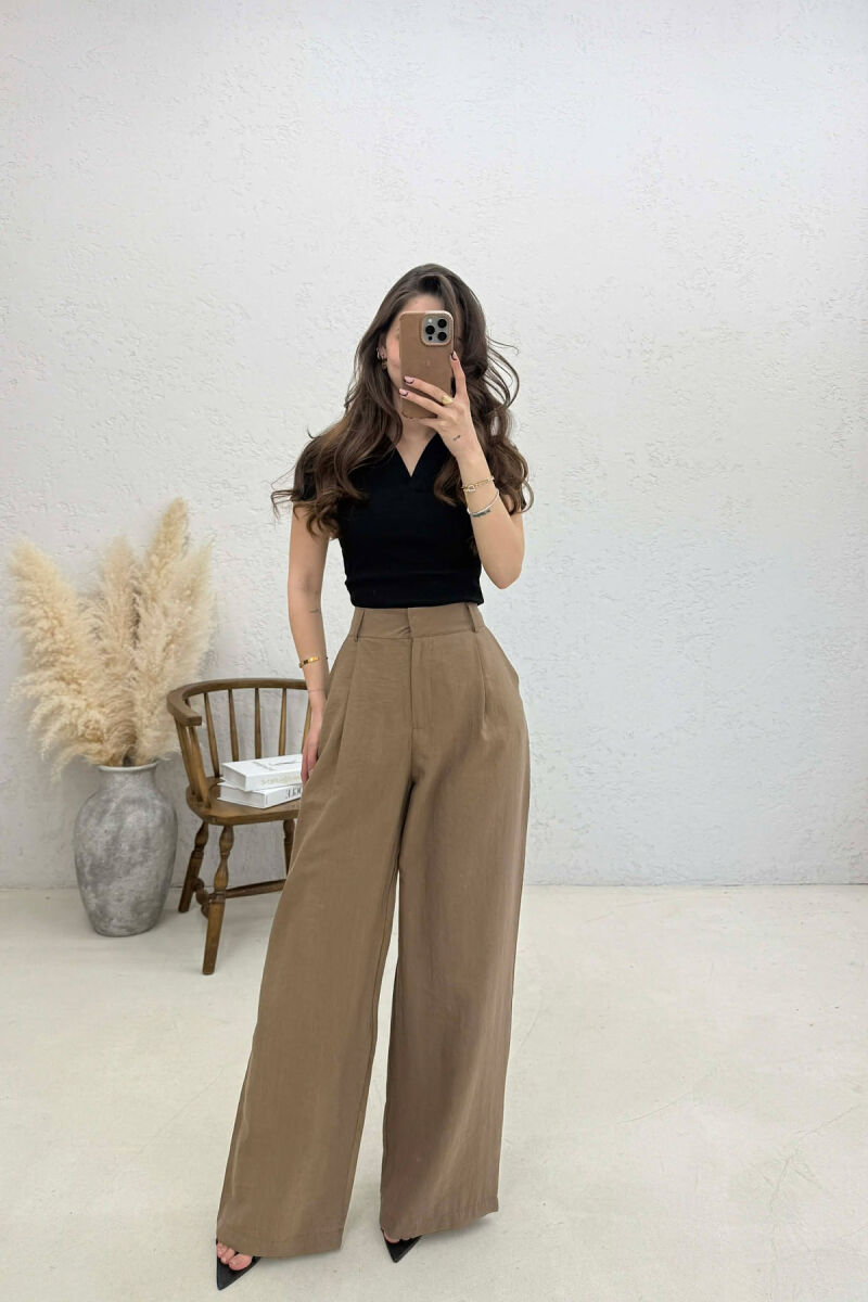 PANTALONA TE GJERA NJE NGJYRESHE PER FEMRA NE NGJYRE KAFE E ZBARDHUR - 1